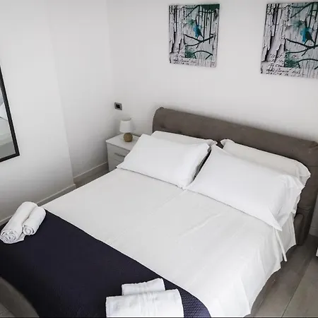 Гостевой дом Legami House Неаполь