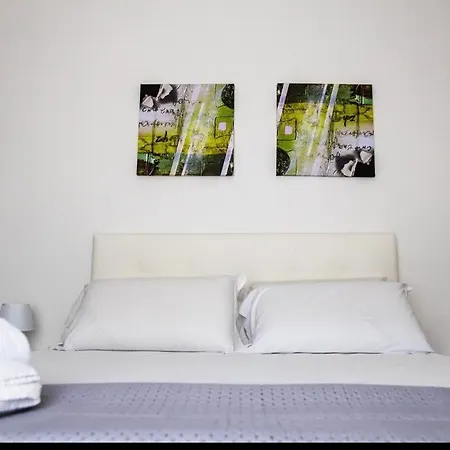 Гостевой дом Legami House Неаполь